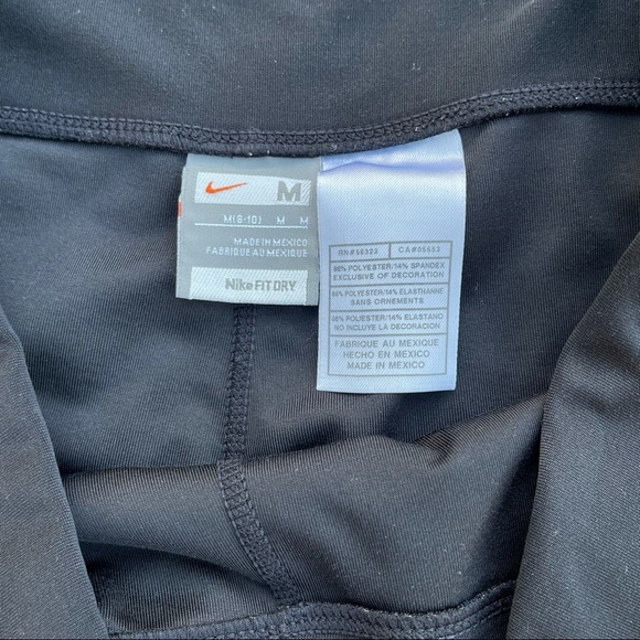 Nike fit dry black capri workout pants perfect fit size Medium Preowned - Picture 2 of 4